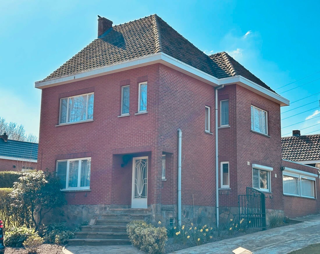 Karaktervolle woning net buiten de Grote Ring van Hasselt 