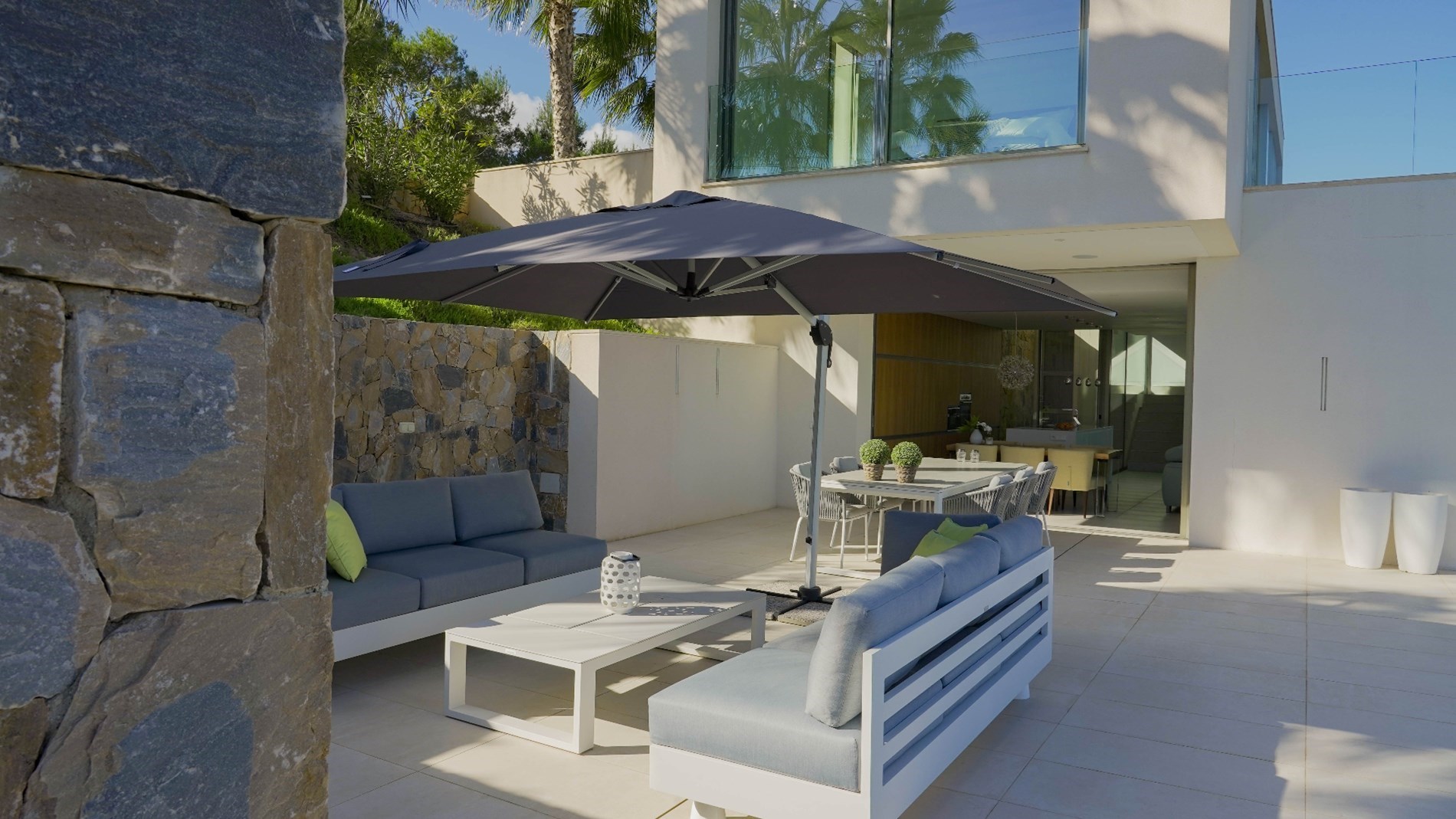 Luxe villa gelegen in de eerste lijn Las Colinas Golf &amp; Country Resort 