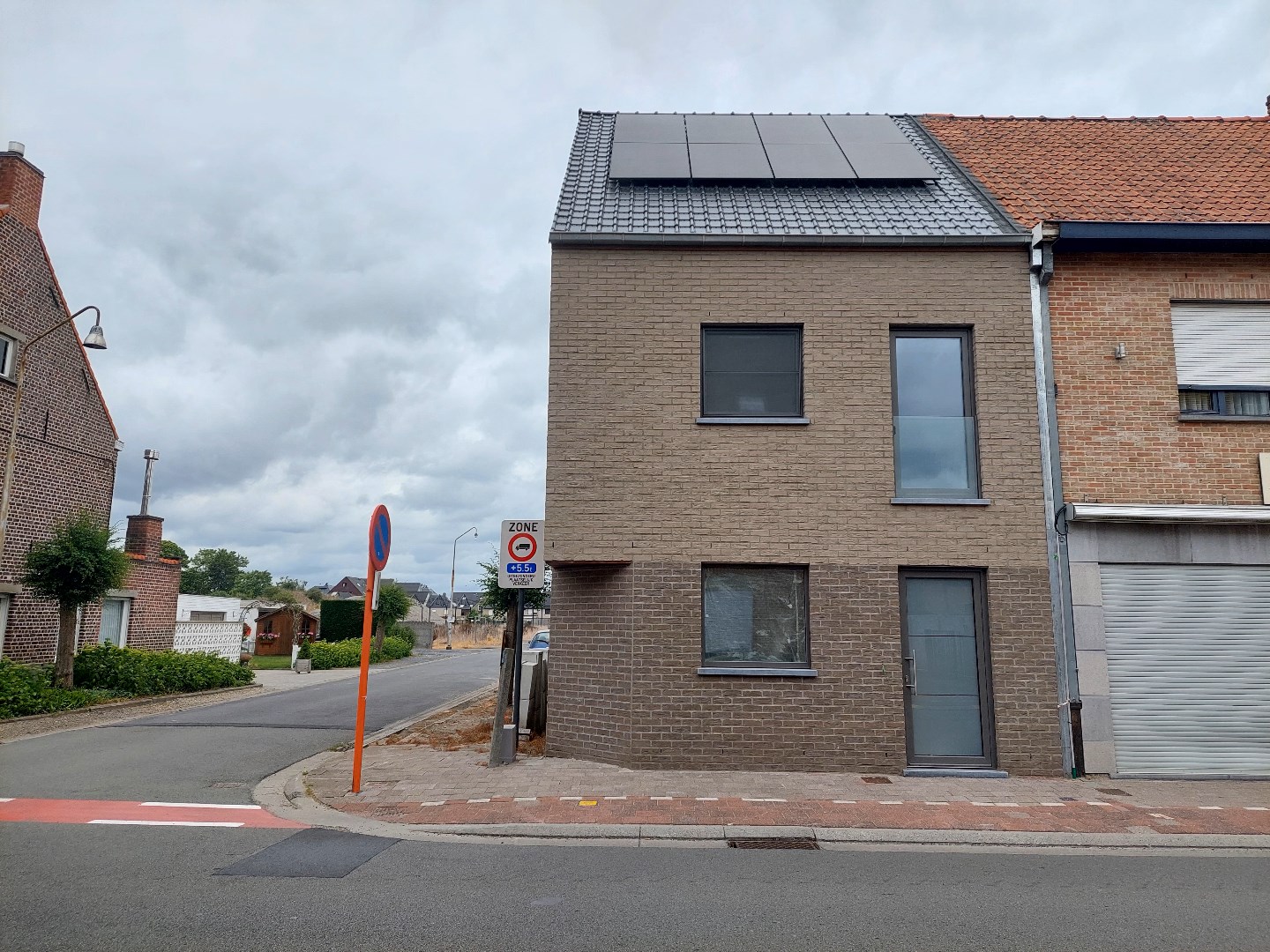 Moderne hoekwoning - Statiestraat 51, Zulte 