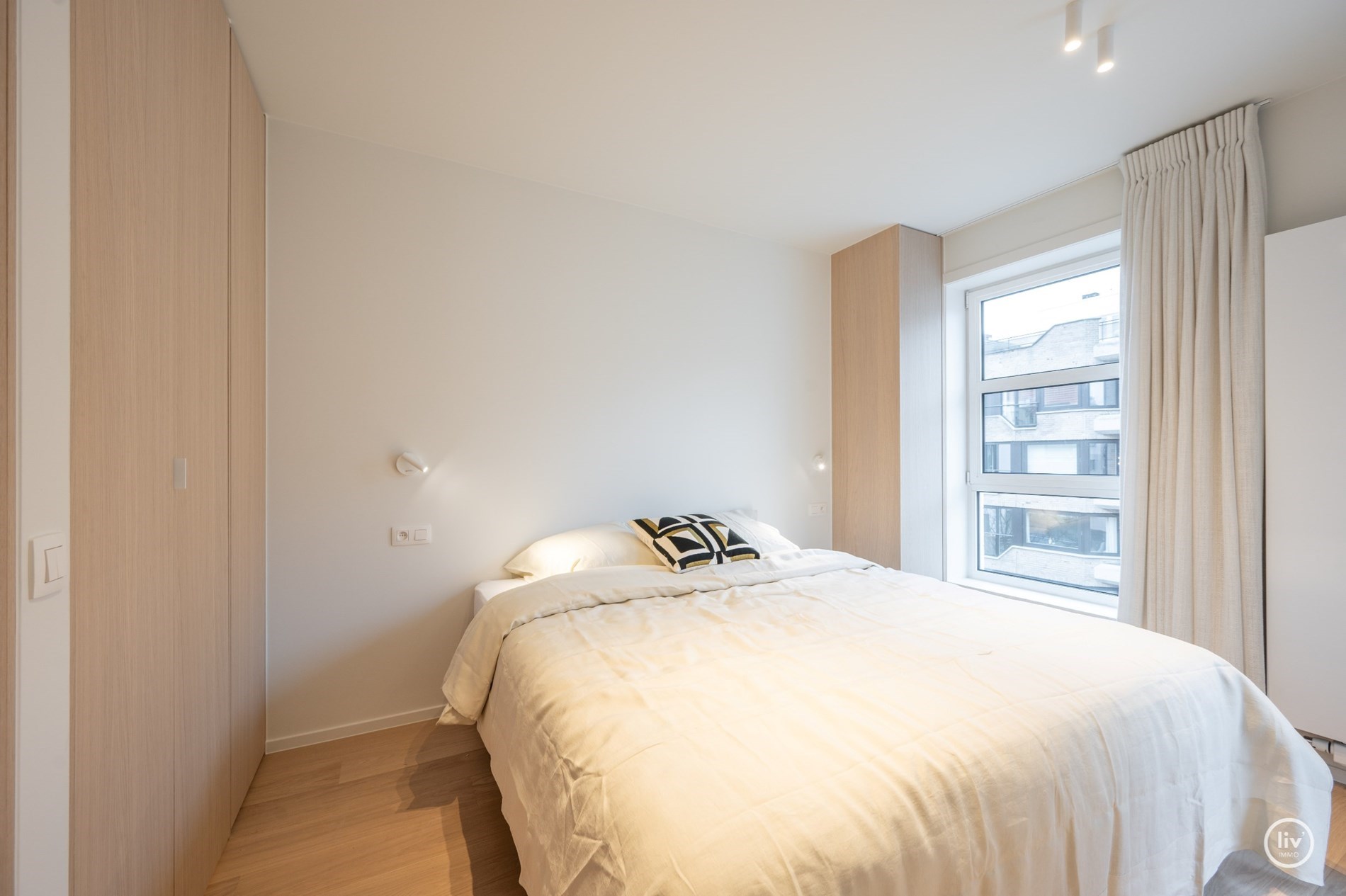 OPENDEURDAG Zaterdag 05/07 - tussen 10u-12u (Elizabetlaan 102): Prachtig gerenoveerd 3 slaapkamerappartement met aangenaam zonneterras gelegen vlakbij de Lippenslaan te Knokke. 