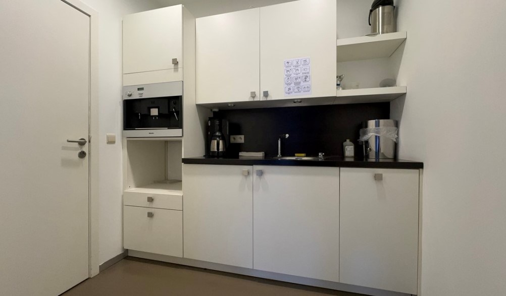 Kantoren te huur aan Kortrijksestw in Sint-Denijs-Westrem 