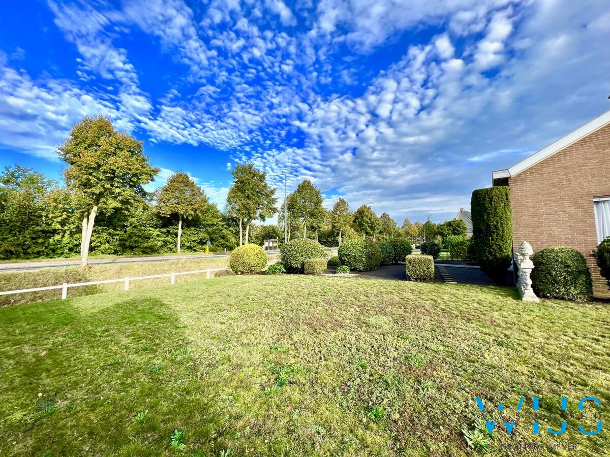 Zeer goed onderhouden woonhuis op 1.165m&#178; te ERTVELDE ! 