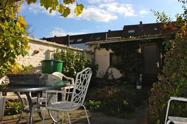Zonnige woning met leuke tuin vlakbij Ledebergplein 