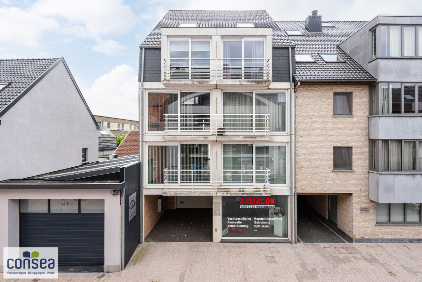 Modern, praktisch ingericht &#233;&#233;n-slaapkamer-appartement in centrum Aalter 