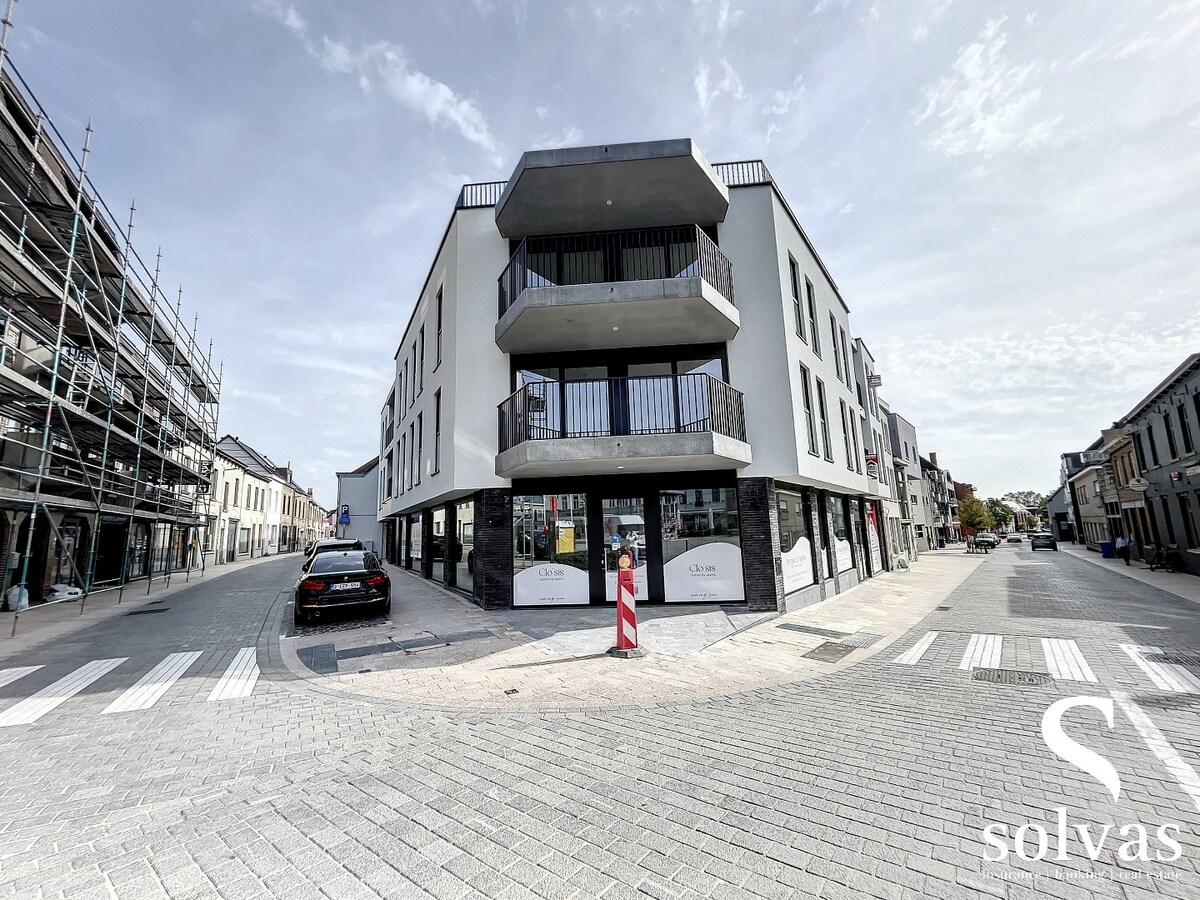 Nieuwbouw appartement met 2 slaapkamers in hartje Aalter aan de markt. 