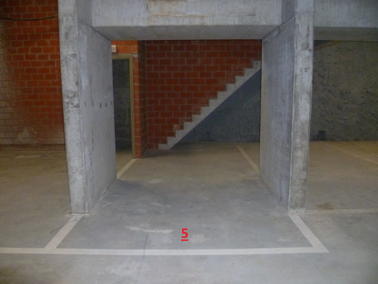 https://sk7.skarabee.net/property/pictures/default.aspx#