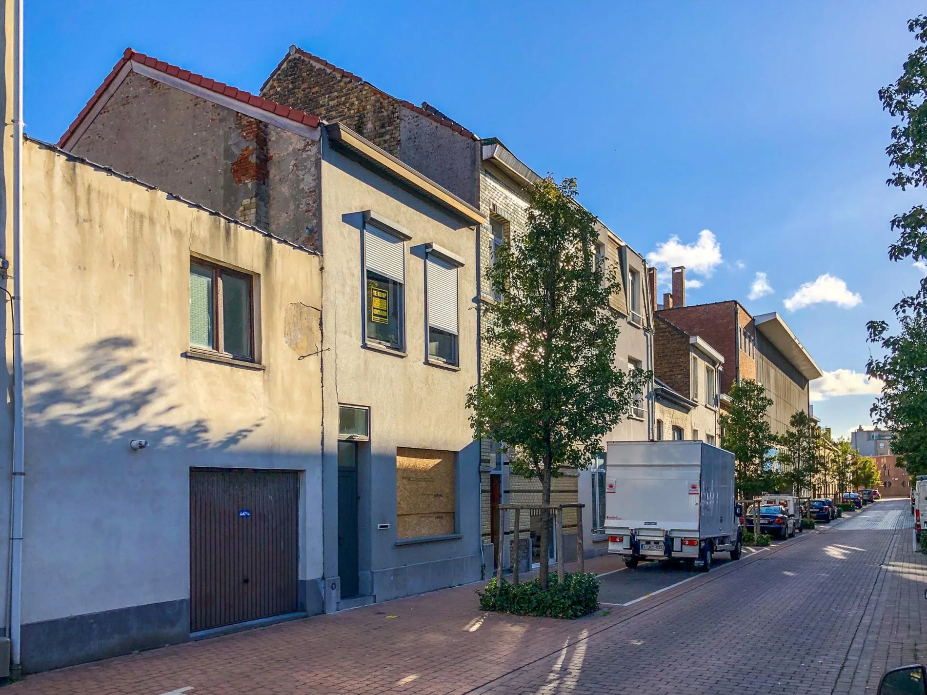 Rijwoning te Oostende met veel potentieel