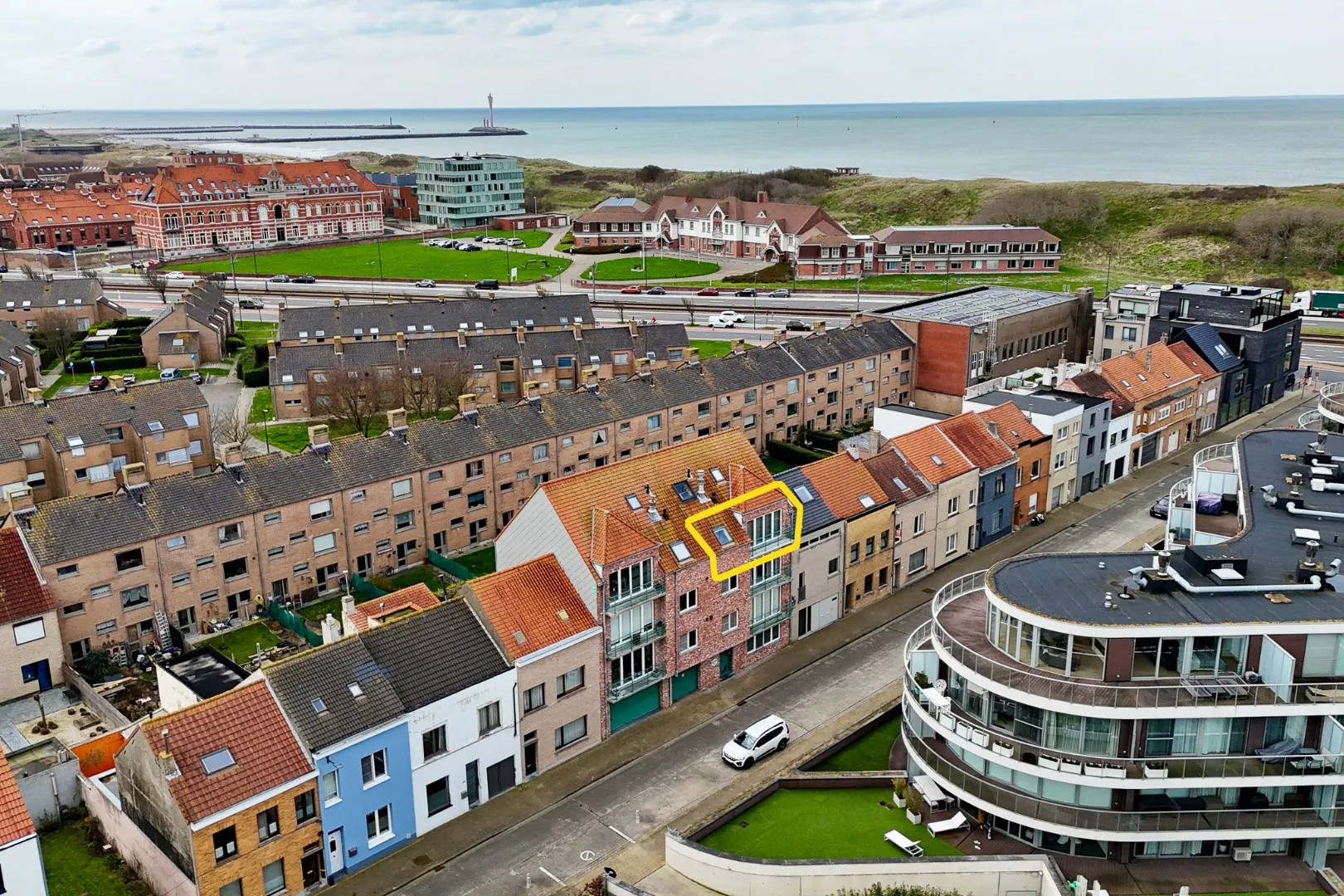 Goedgelegen appartement op de 3e verdieping te Bredene