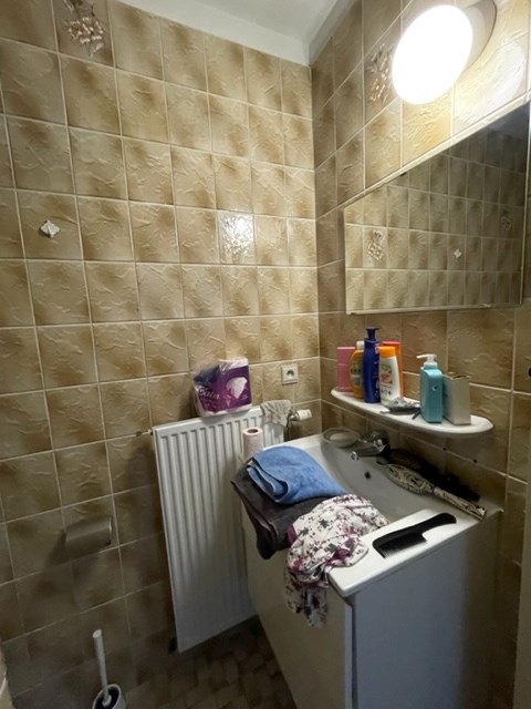 Appartement met 1 slaapkamer rustig gelegen centrum Geel. 