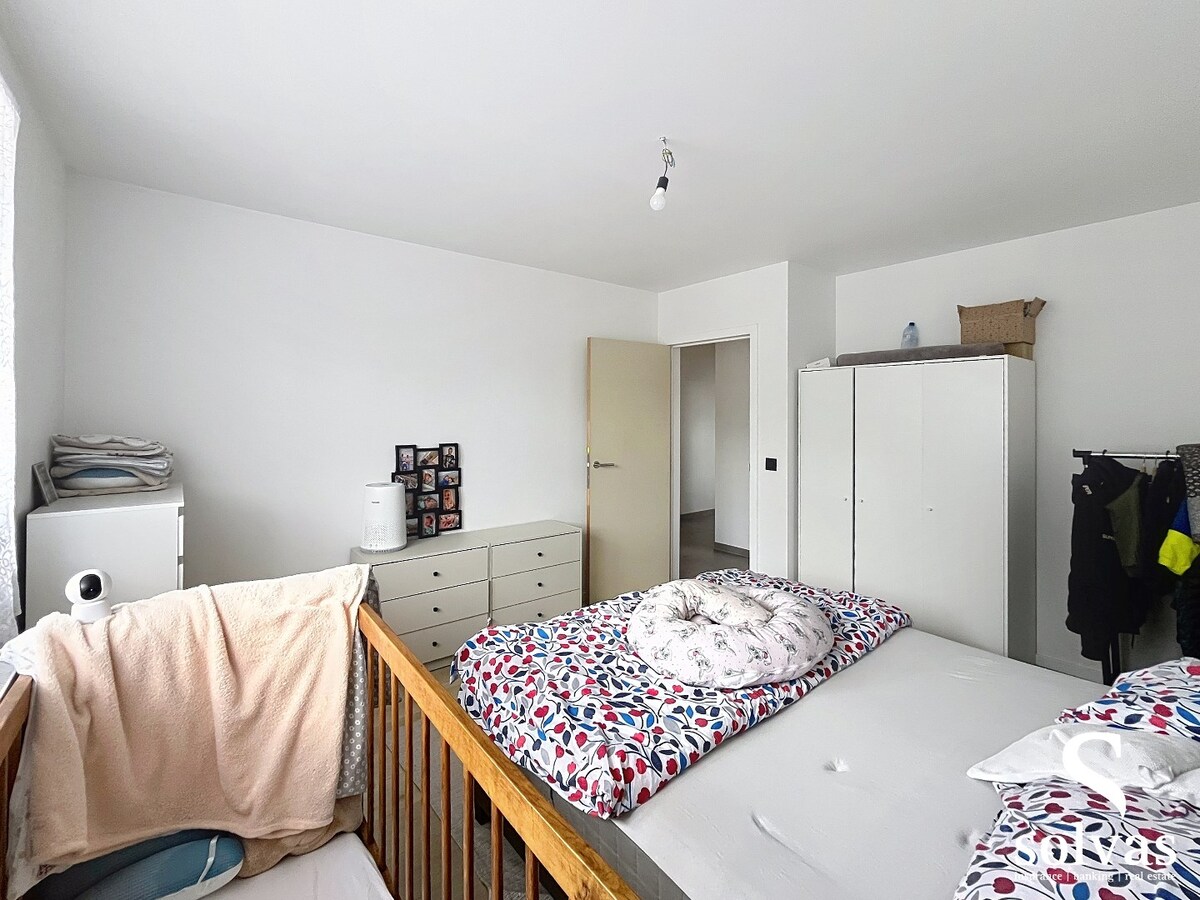 Mooie halfopen bebouwing te huur met veel ruimte te centrum Knesselare 