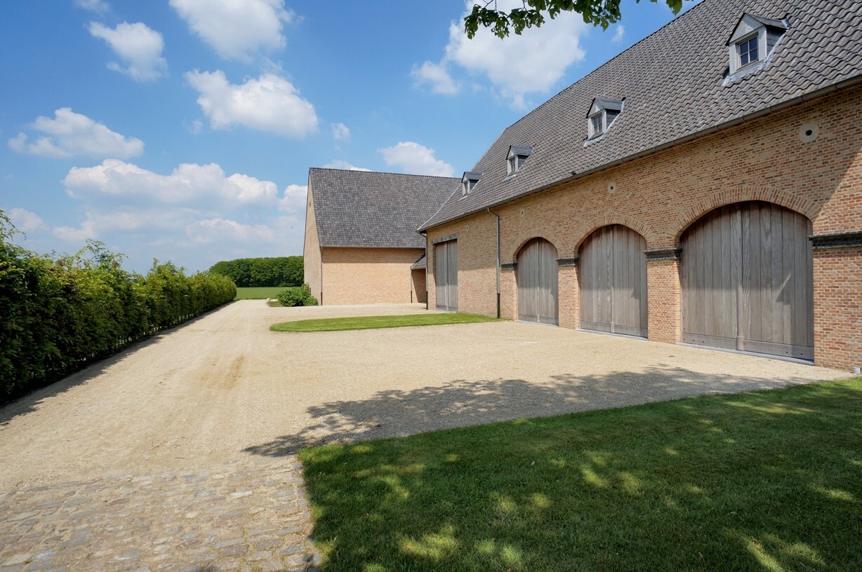 Unieke eigendom op idyllische locatie op ca. 4,7 ha te Weelde (Antw) 