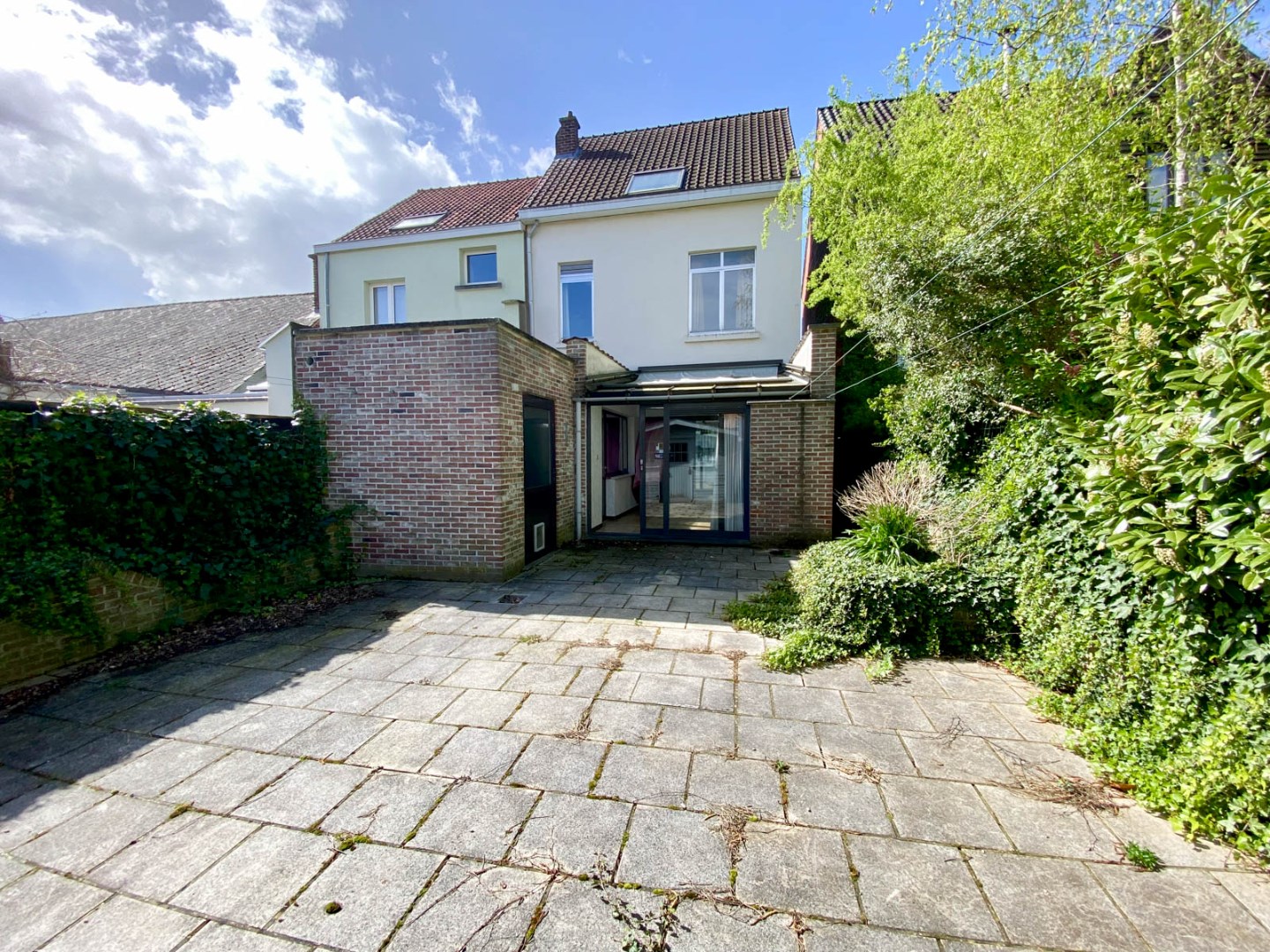 WONING met 3/4 kamers 1640 SINT-GENESIUS-RODE 