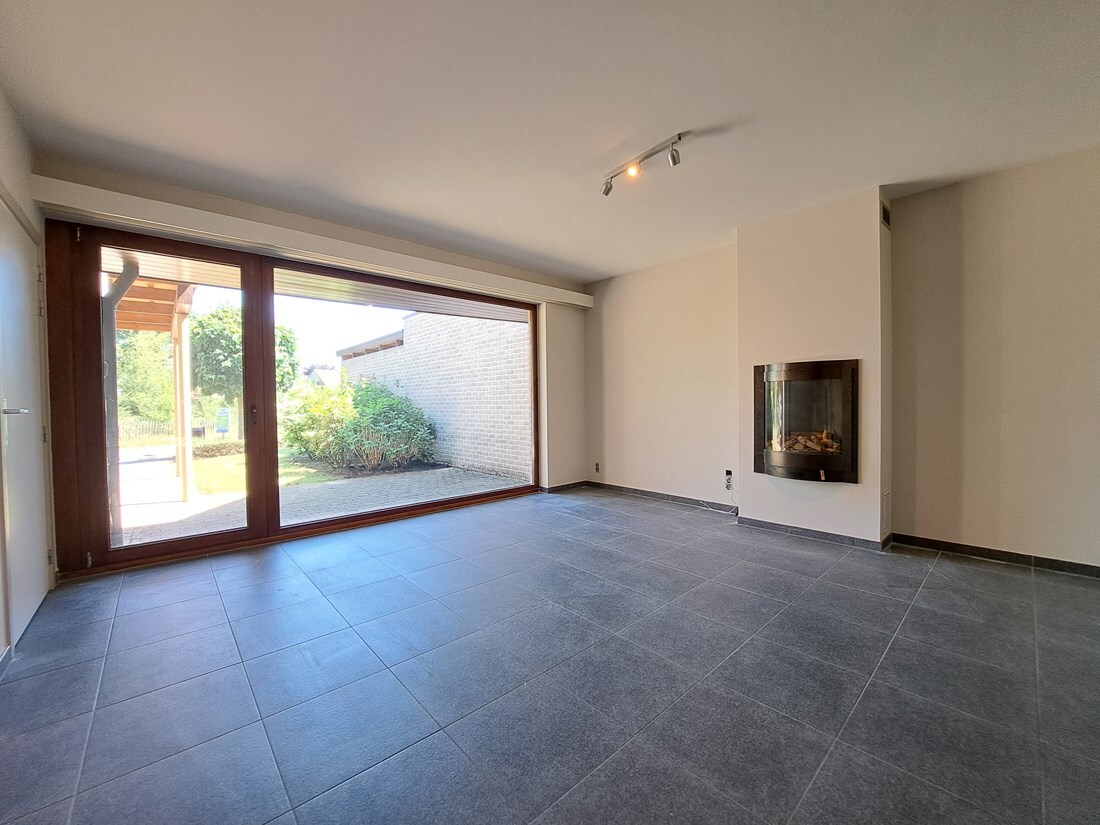 Perfect onderhouden rijwoning te Lommel 