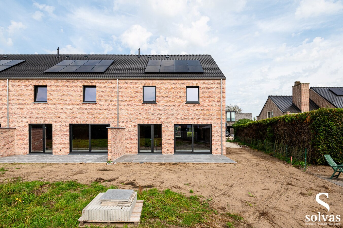 Nieuwbouw moderne Halfopen Woning met 3 Slaapkamers in Zulte 