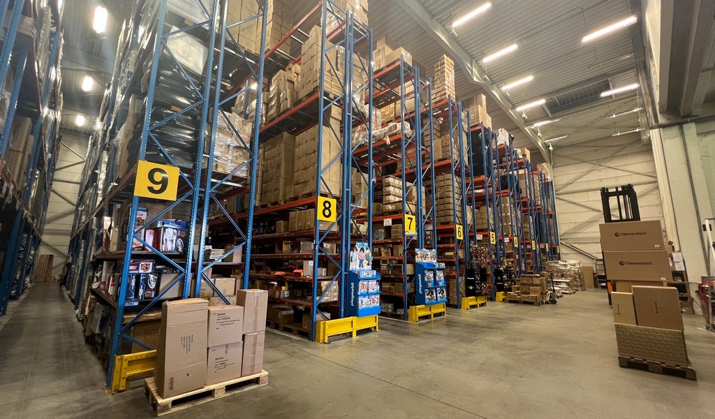 Magazijn te huur vlakbij E34 en A11 in Knokke-Heist