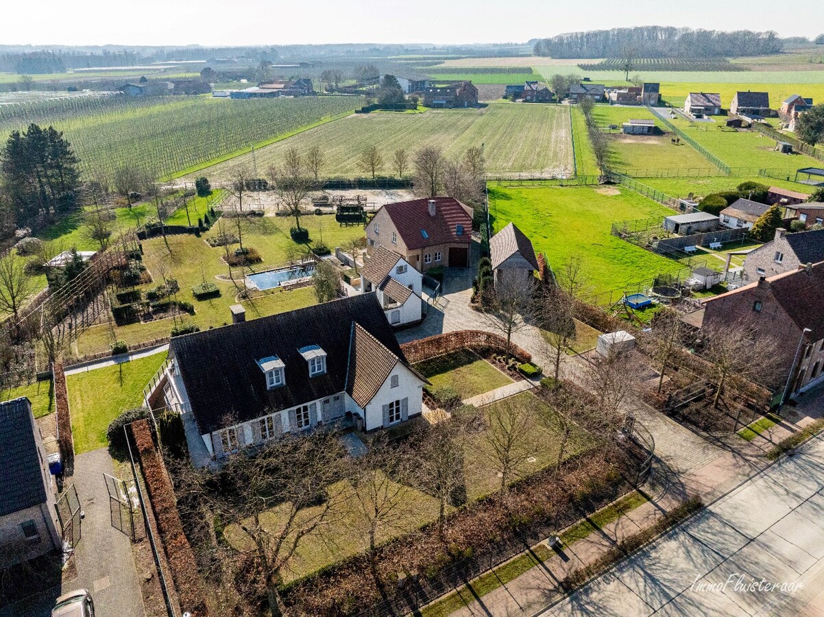 Belle maison r&#233;nov&#233;e avec d&#233;pendances et installations &#233;questres sur environ 1,3 ha &#224; Kortenaken (Brabant flamand) 