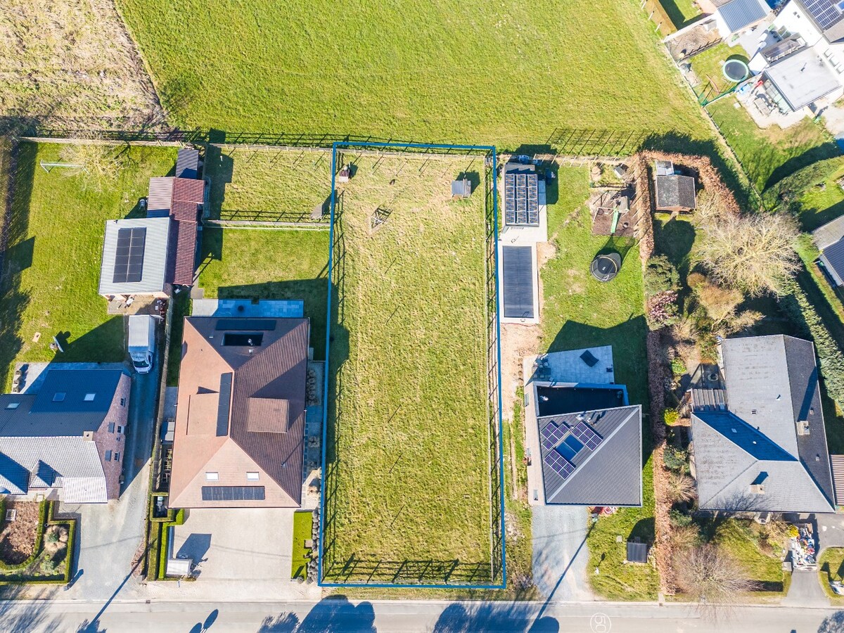 Bouwgrond voor OB met gunstige ori&#235;ntatie op toplocatie te Godveerdegem 
