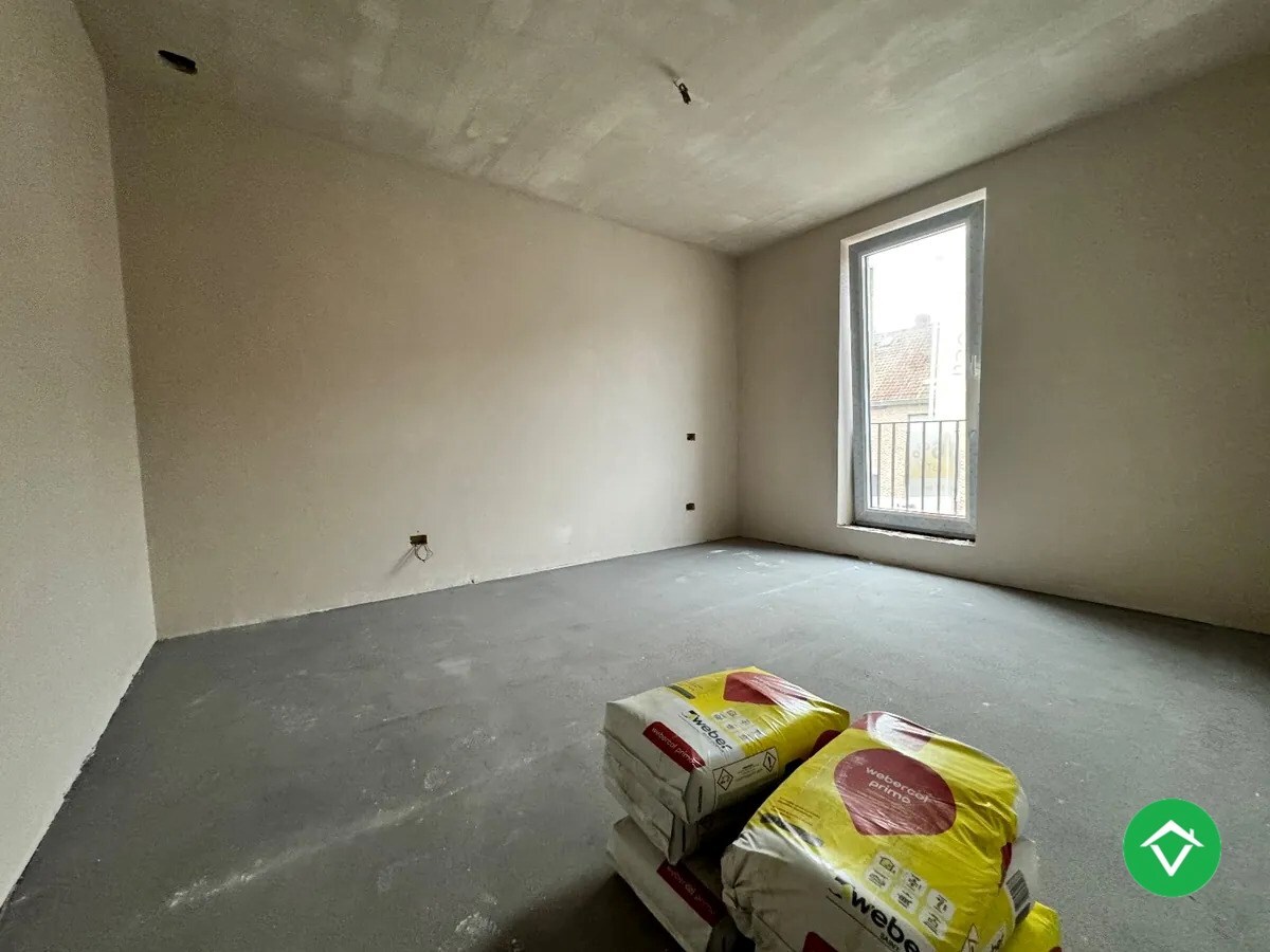 Nieuwbouwwoning met 3 slaapkamers te Sint-Eloois-Winkel 
