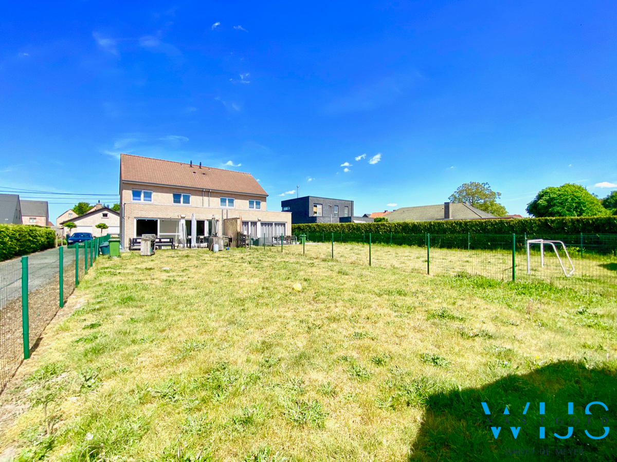 Instapklaar woonhuis met 3 slaapkamers &amp; tuin te ERTVELDE ! 