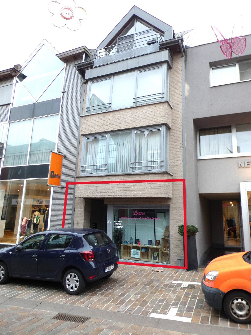 Instapklare handelsruimte voor winkel of kantoor, centrum Torhout 