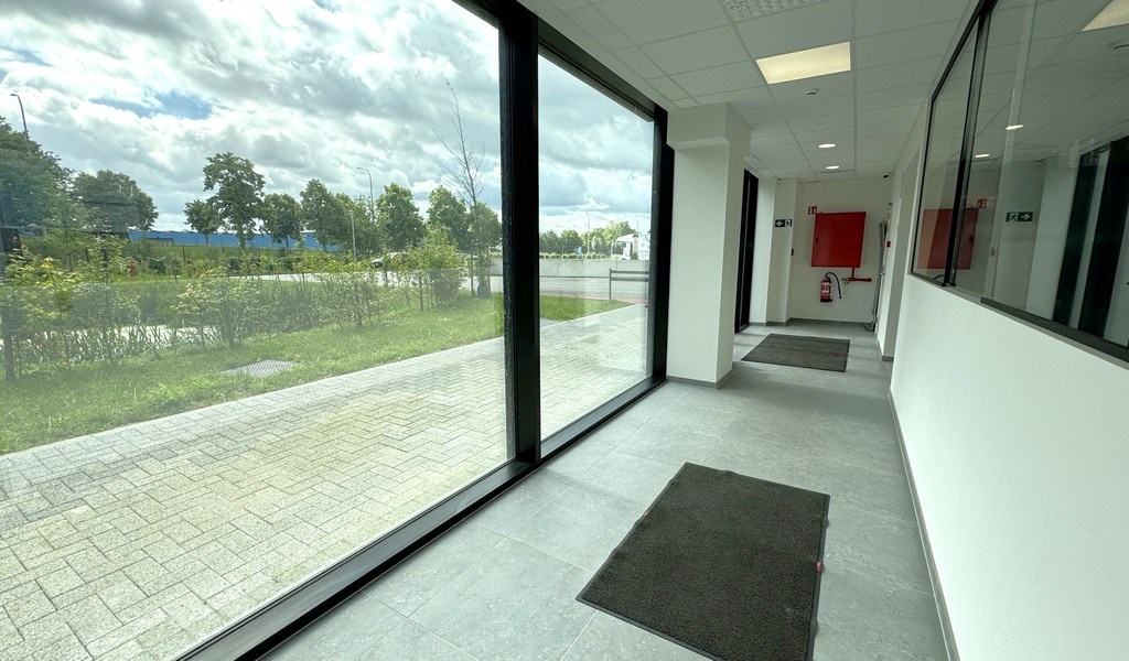 Herentals Green Logistics - magazijn en kantoor te huur