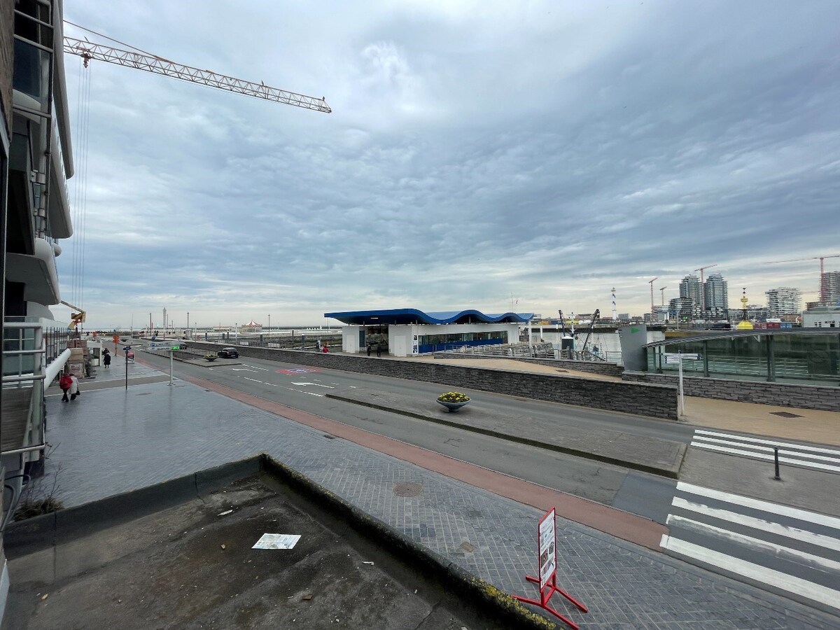 Appartement met &#233;&#233;n slaapkamer op een uiterst optimale ligging, Visserskaai (centrum Oostende) 