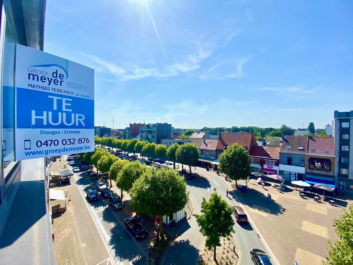 Instapklaar 2slaapkamer appartement te Zelzate! 