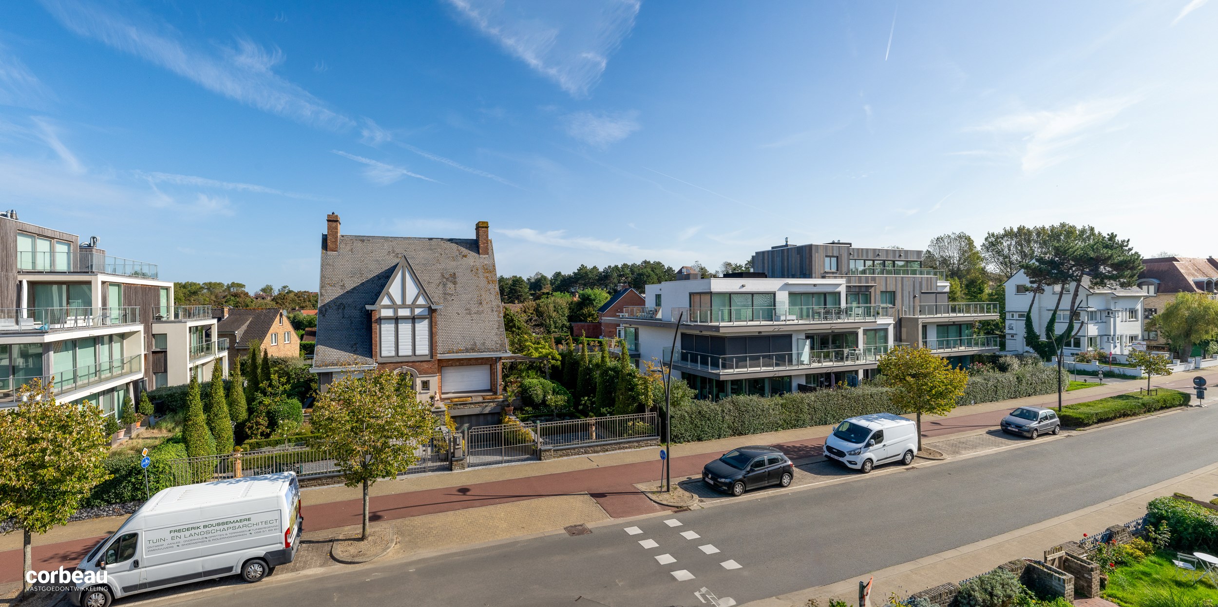 Stijlvol en luxueus wonen in hartje Koksijde nabij de natuur, zee en shopping! 