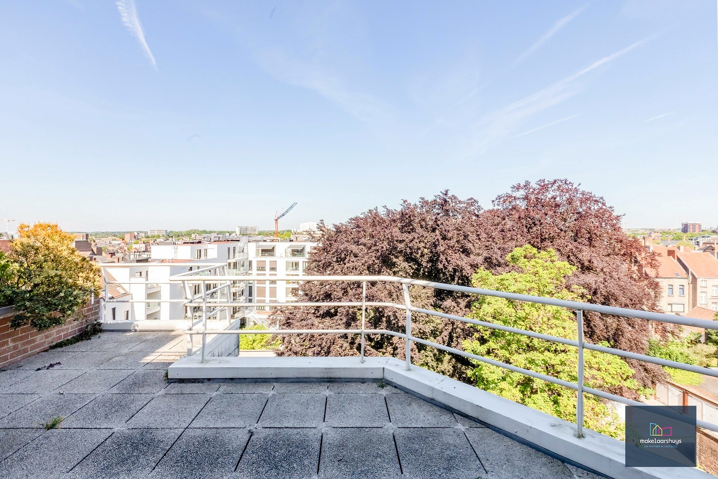 Gunstig gelegen 2slp. app. met zonnig terras ( 25m&#178;) nabij het Citadelpark 