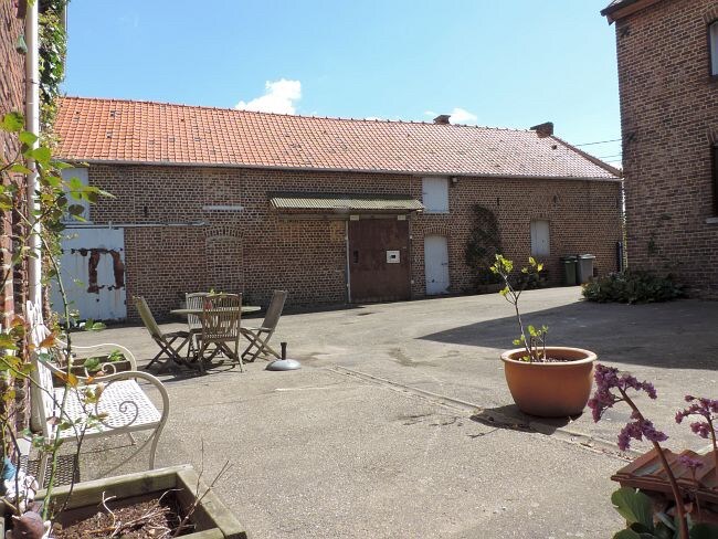 Ferme charmante r&#233;nov&#233;e d&#39;environ 29 ares &#224; Waanrode (Kortenaken). 