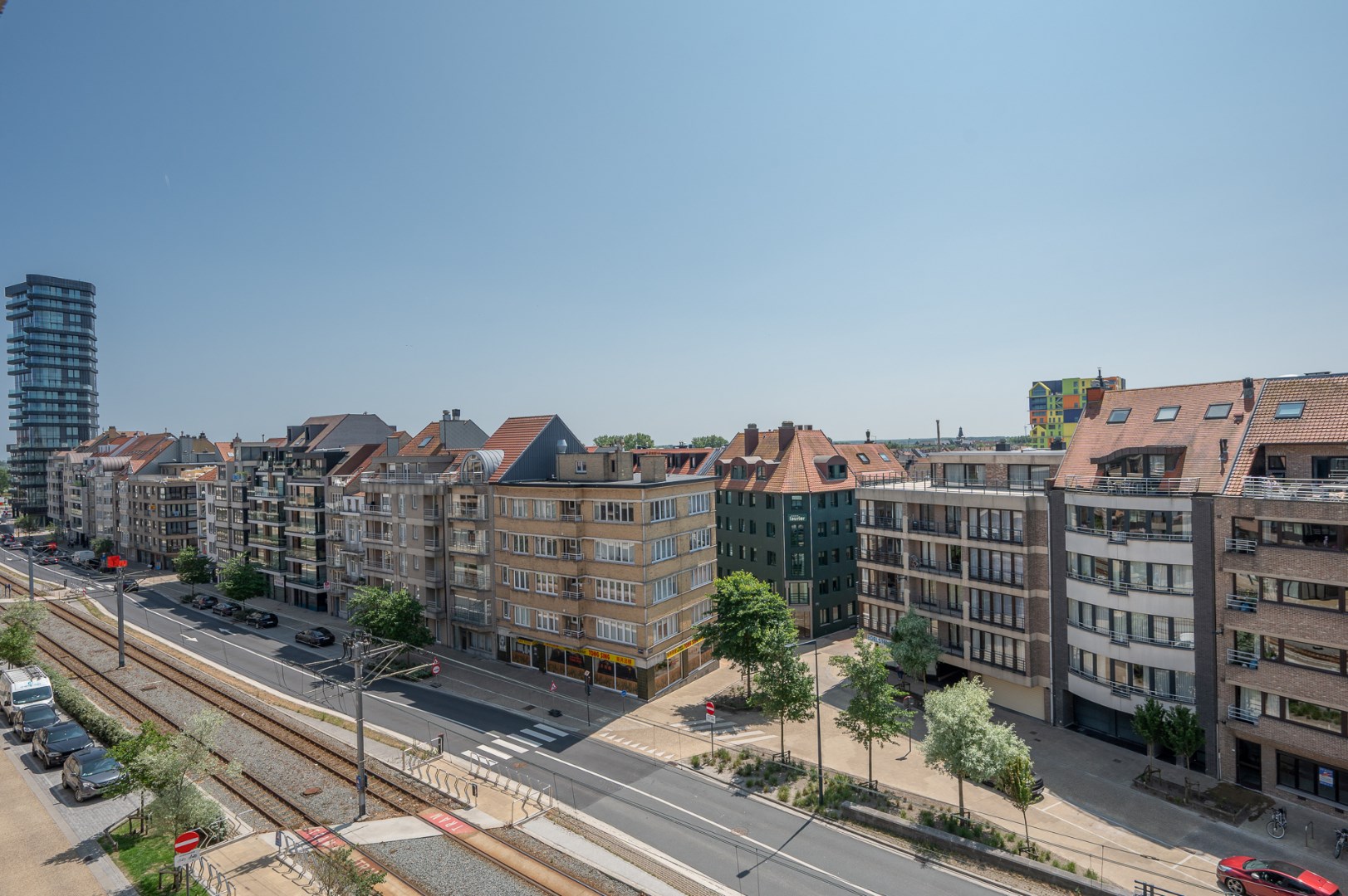 Instapklaar appartement met 2 slaapkamers en zonneterras 