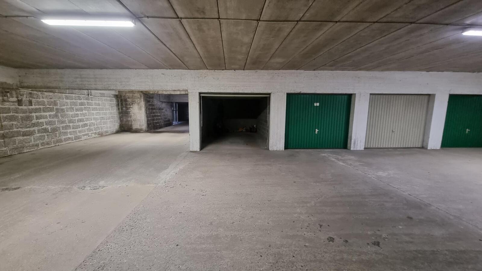 Garagebox onder het IJslandplein 