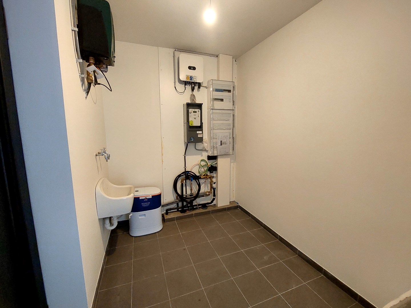 Modern gelijkvloers appartement met tuin en twee slaapkamers 