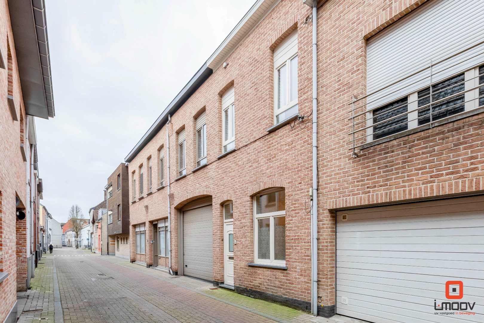 Centraal gelegen en volledig afgewerkte stadswoning te Eeklo 