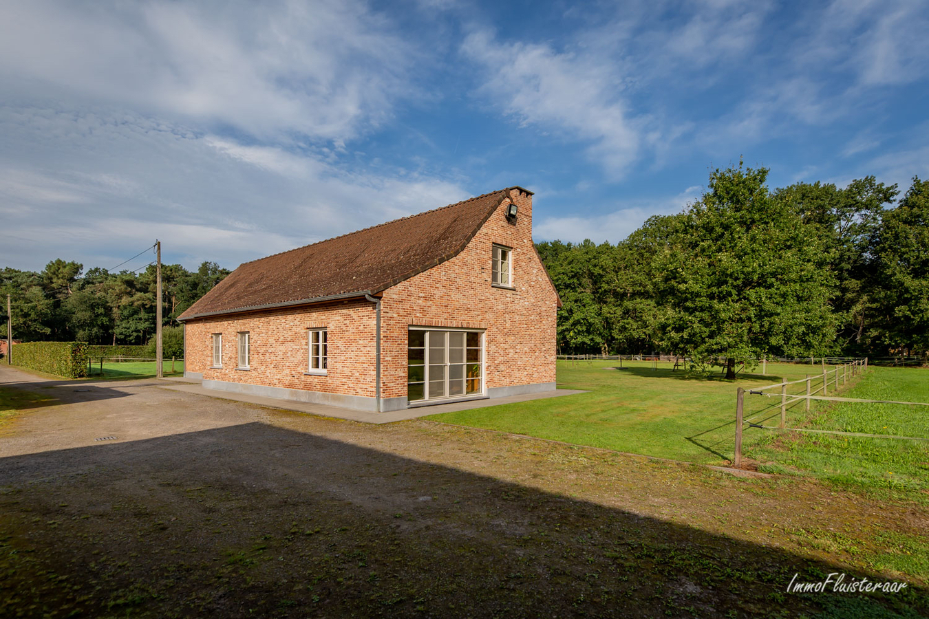 Charmante woning met paardenfaciliteiten op ca 2,7 Ha te Herselt 