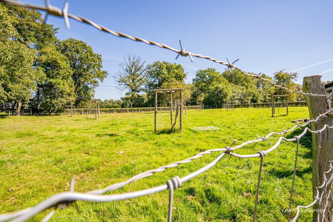 Unieke hoeve op een uitzonderlijke locatie op ca. 5ha te Peer 