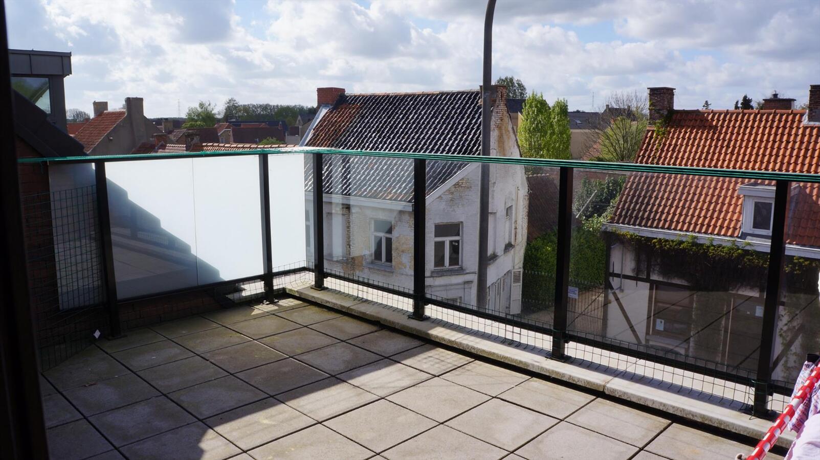 Zeer zonnig appartement met 2 terrassen! 