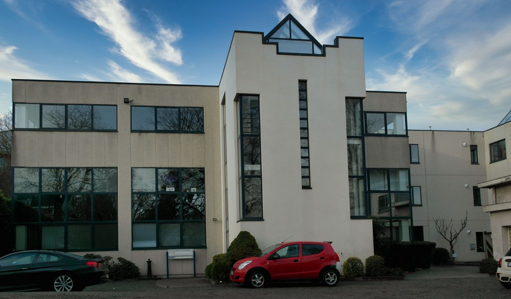 Strategisch gelegen kantoren vlakbij E19 en A12 in Strombeek-Bever