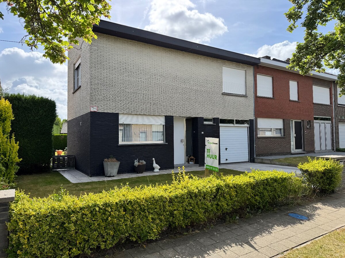Woning met 4 slaapkamers en garage 