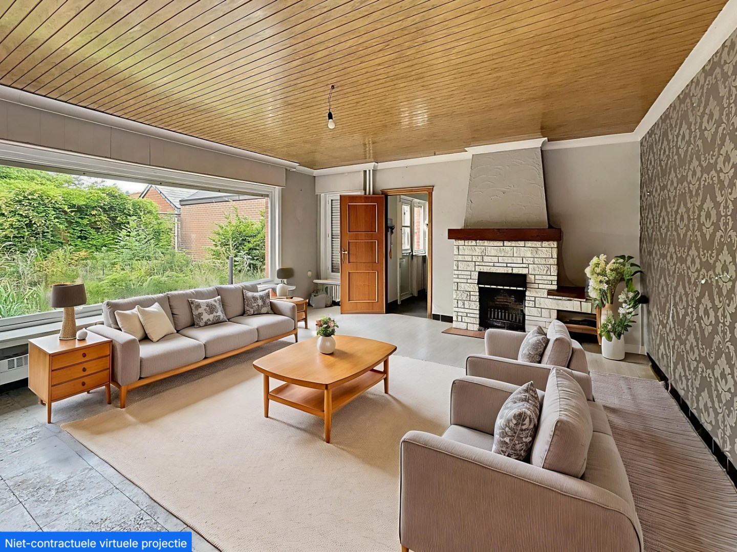 Te renoveren woning op afgesloten perceel van 936m&#178; 