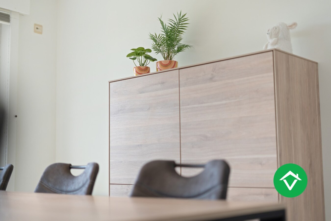 Instapklare woning met 3 slaapkamers en groene tuin te Koekelare 