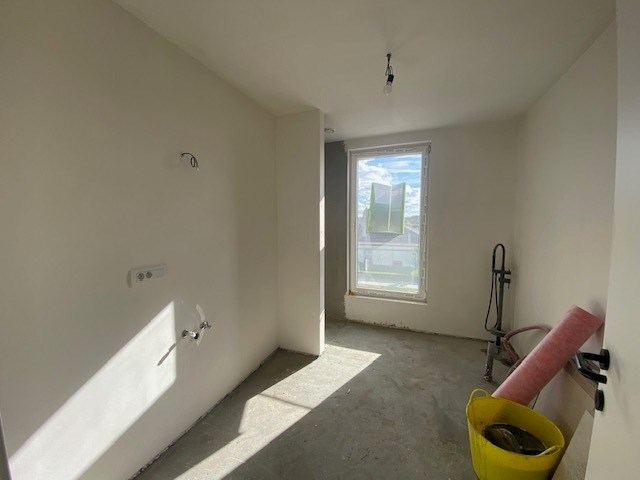 Nieuwbouw halfopen woning op een goeie ligging in gloednieuwe verkaveling! 