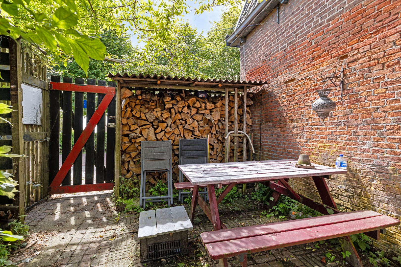 Charmante woning aan de rand van het pittoreske dorp Oudebildtzijl 