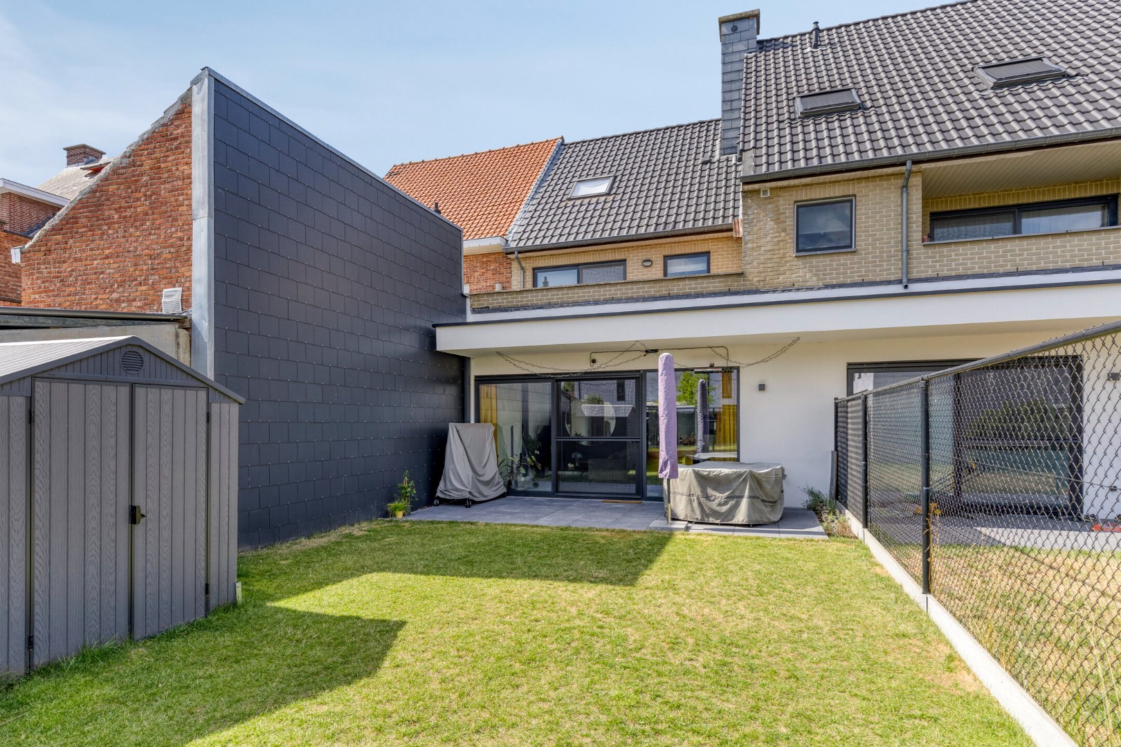 Recent gelijkvloers appartement met tuin in Berlaar 
