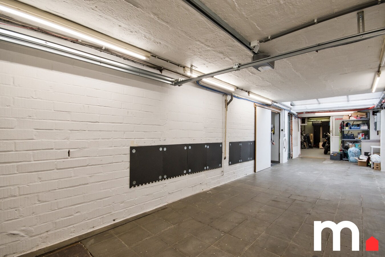 Uniek handelshuis met woonst op toplocatie – 220m&#178; commerci&#235;le Ruimte + 165m&#178; woning 