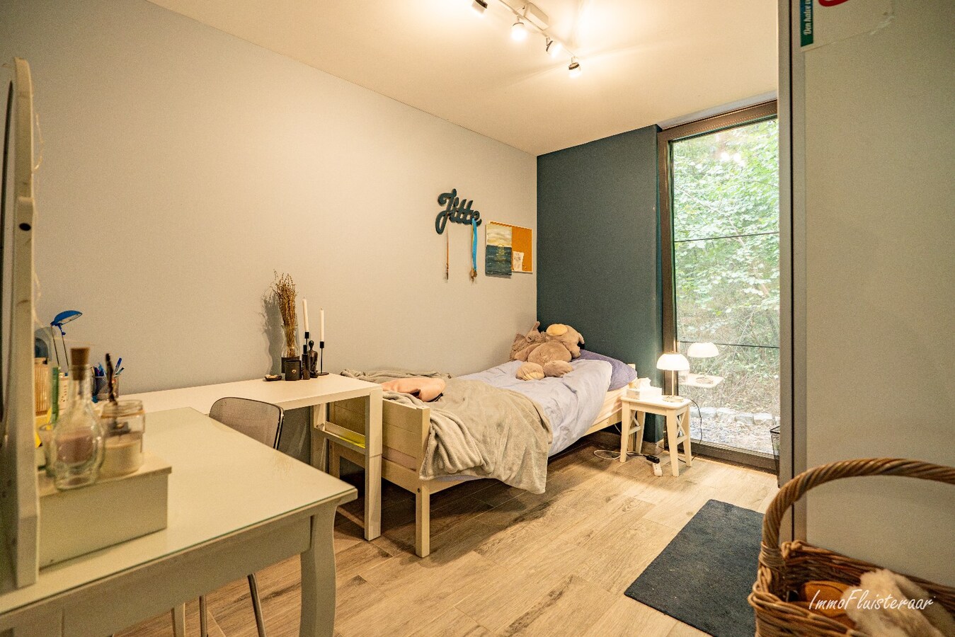 Ready-to-move-in house in a wooded area on approximately 24a in Keerbergen. 