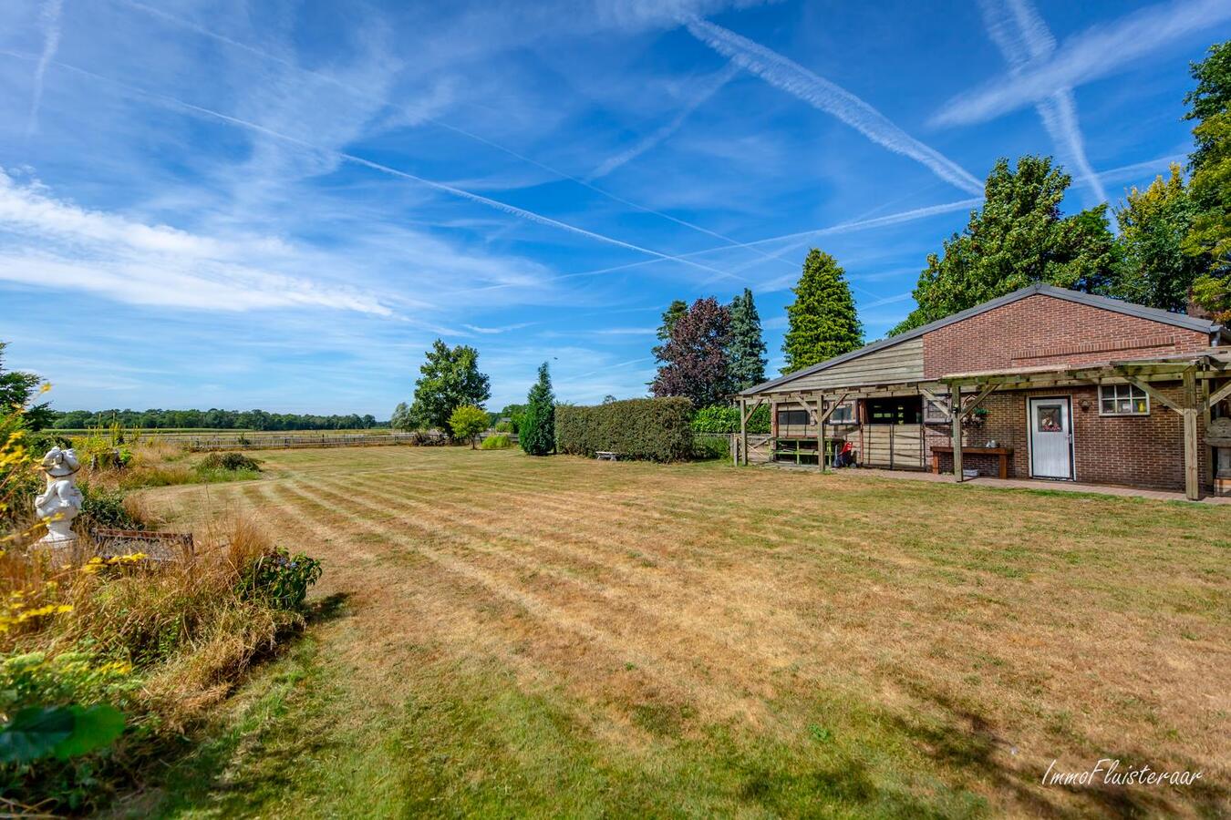 Charmante woning met bijgebouw op ca. 1,5 Ha te Poppel 