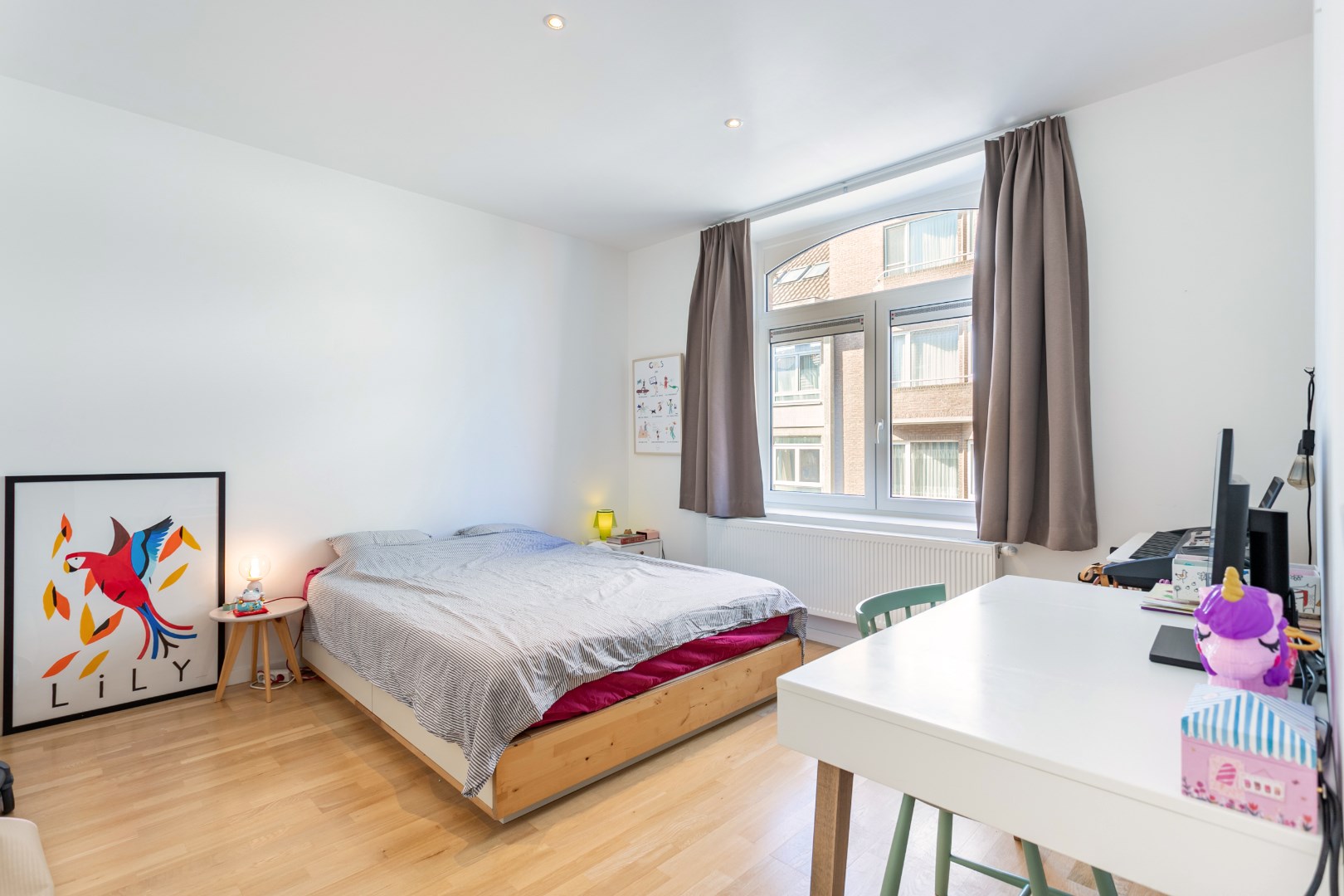 Ruime gerenoveerde woning met tuin, terras en 3 slaapkamers in Halle 