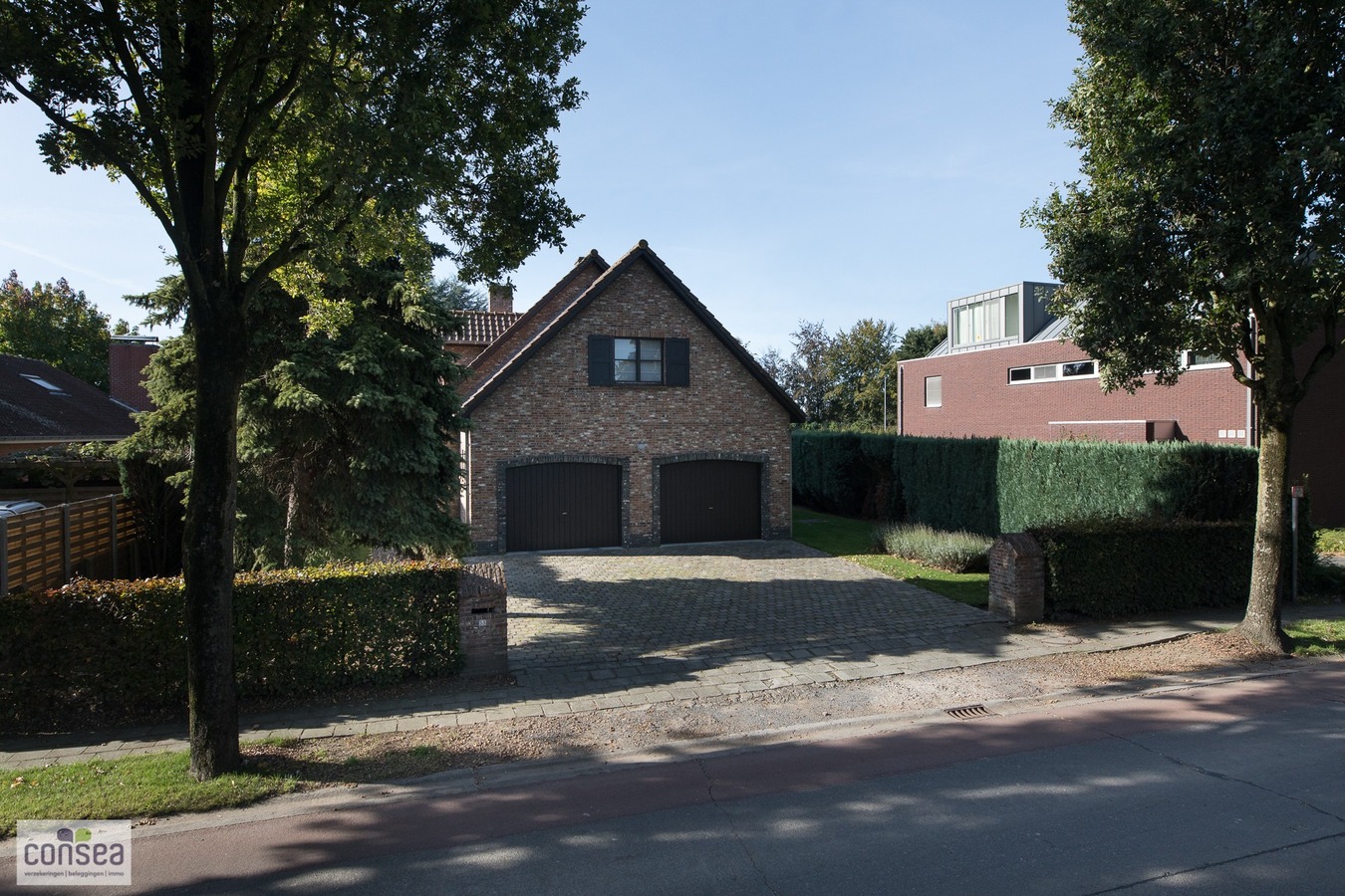 Centraal gelegen woning met ruime tuin 