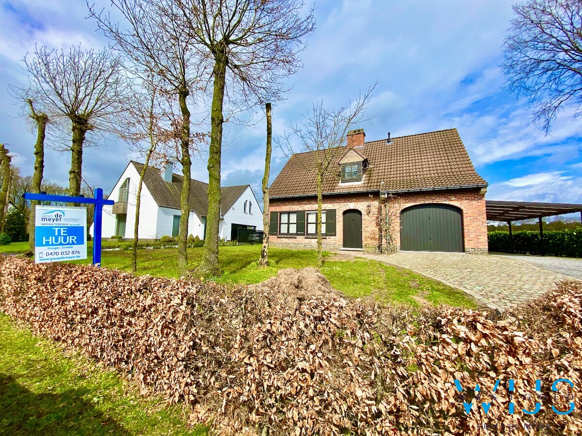Landelijk gelegen woonhuis op 902m&#178; te ERTVELDE ! 